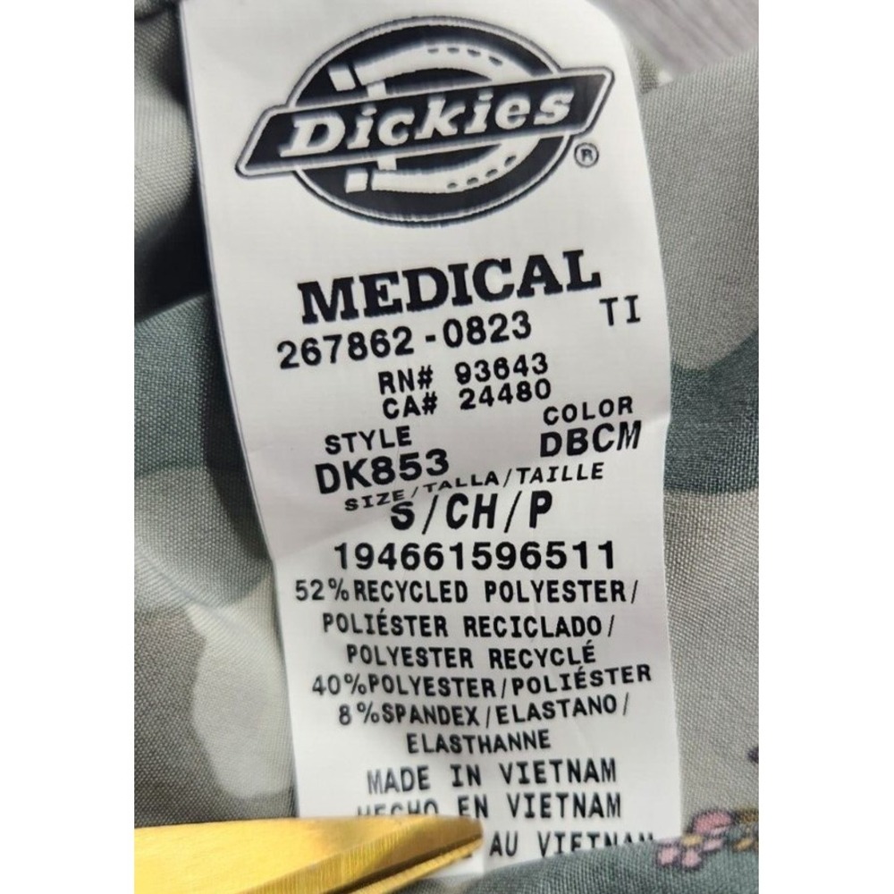 Dickies EDS Women Scrubs Top V-Neck DK853, Small S Ditsy Bloom Camo NWT - Picture 9 of 13
